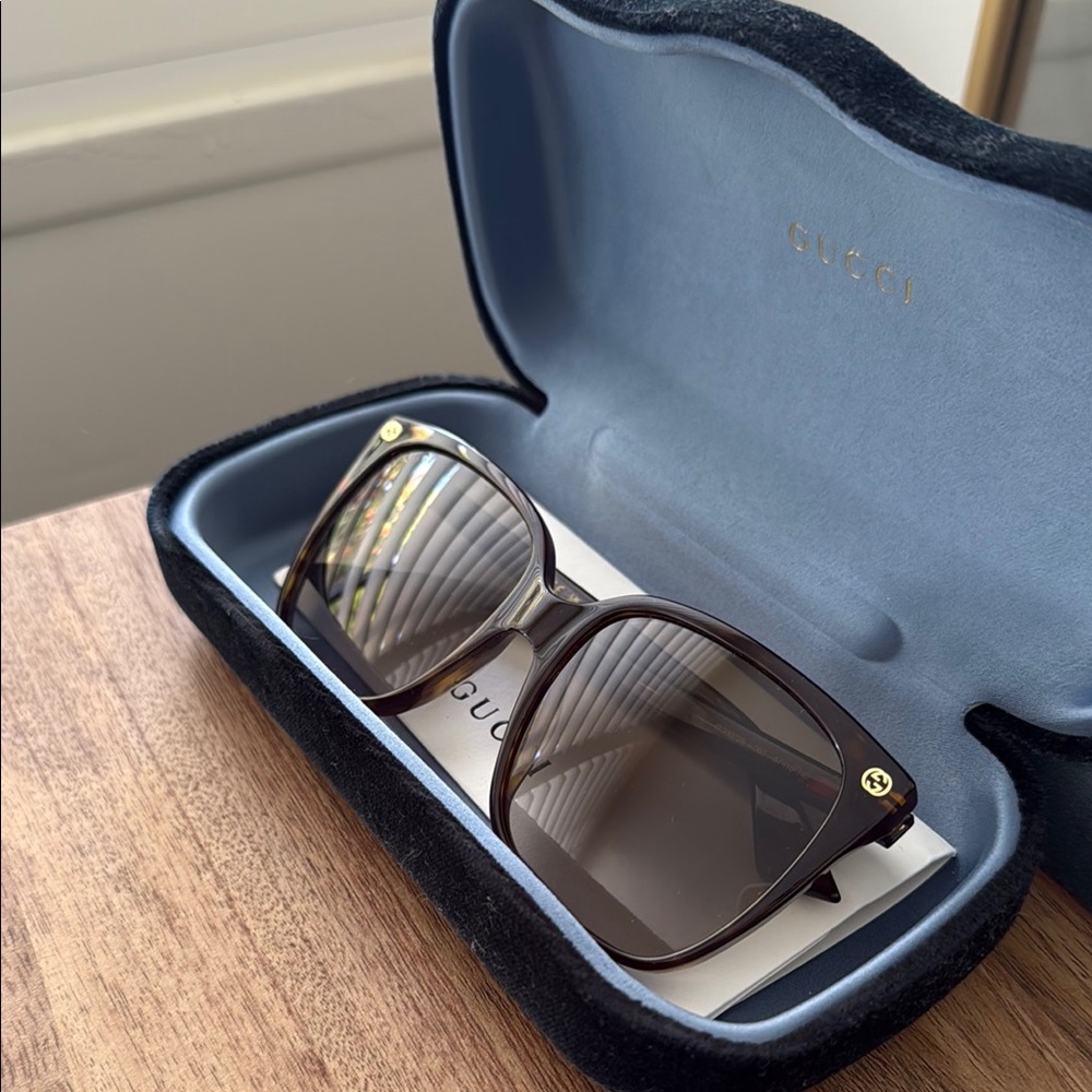 Gucci 57mm square sunglasses NEVER WORN